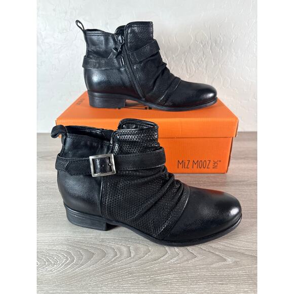 Miz Mooz NYC Suzy Women’s Black Leather Booties Women’s Size 39 US 8.5-9- NIB - Picture 1 of 8